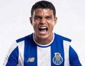 Thiago Silva foi anunciado como reforço do Porto - Divulgação/FC Porto